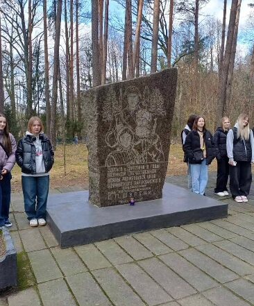 Щучинская детская библиотека продолжает знакомить ребят с достопримечательностями Щучинского района